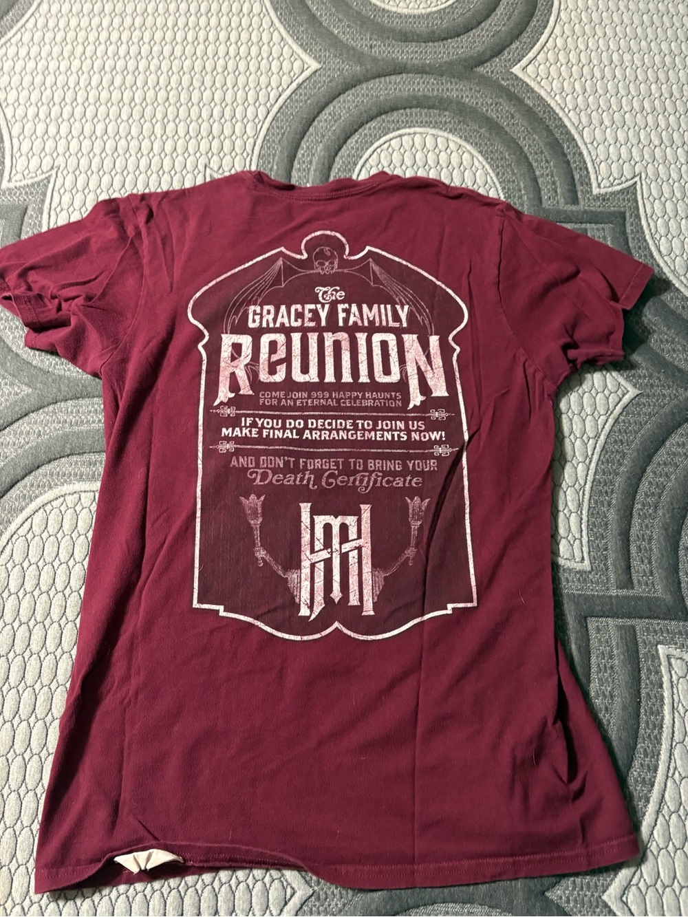 Haunted mansion Gracey Family Reunion Graphic Tee
